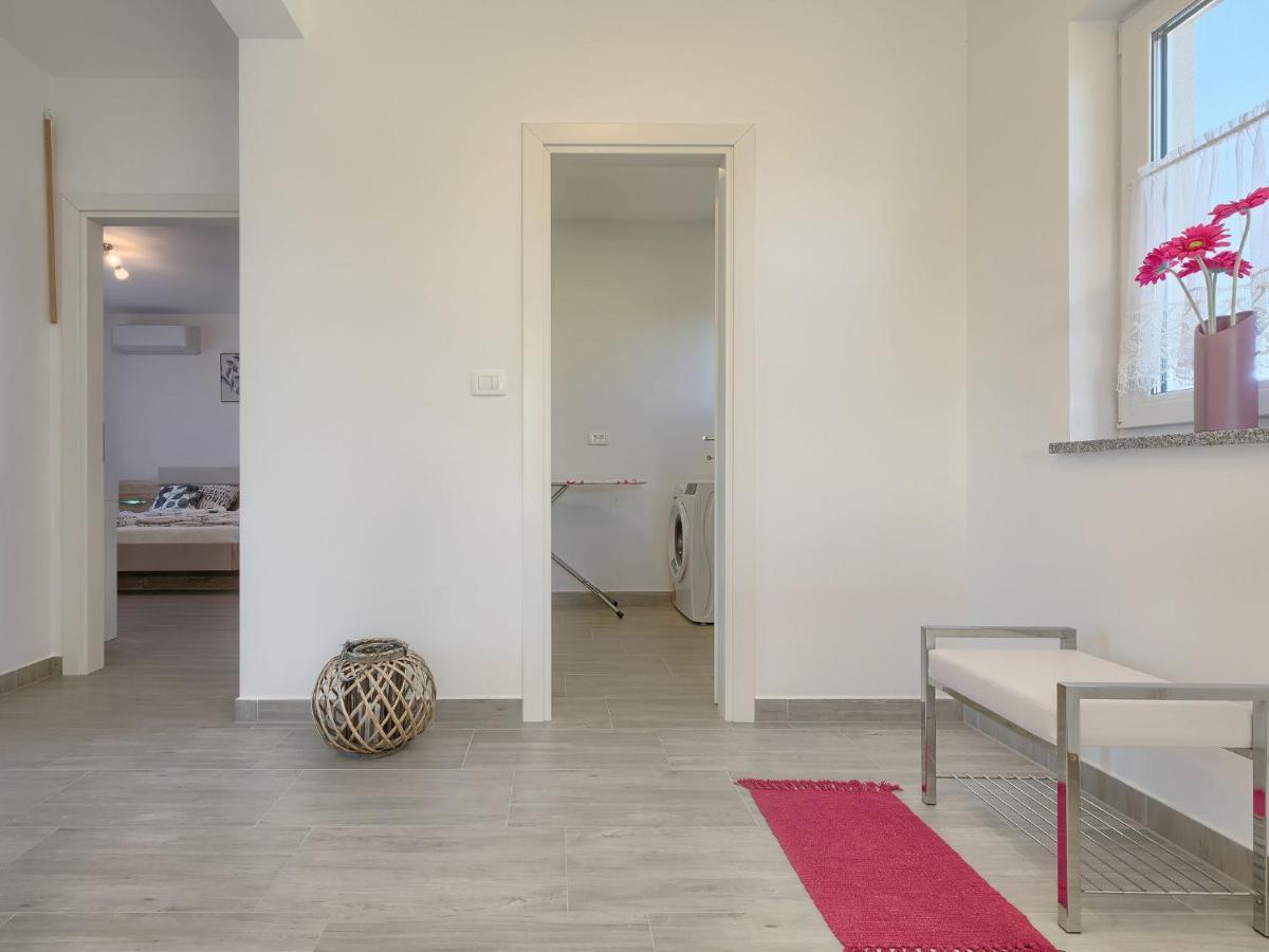 Holiday Home Villa Zirdum By Interhome Nova Vas  Kültér fotó