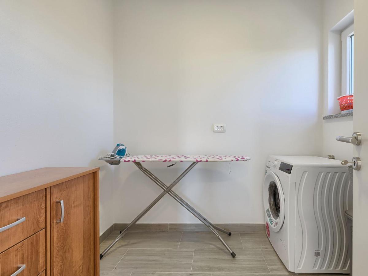 Holiday Home Villa Zirdum By Interhome Nova Vas  Kültér fotó