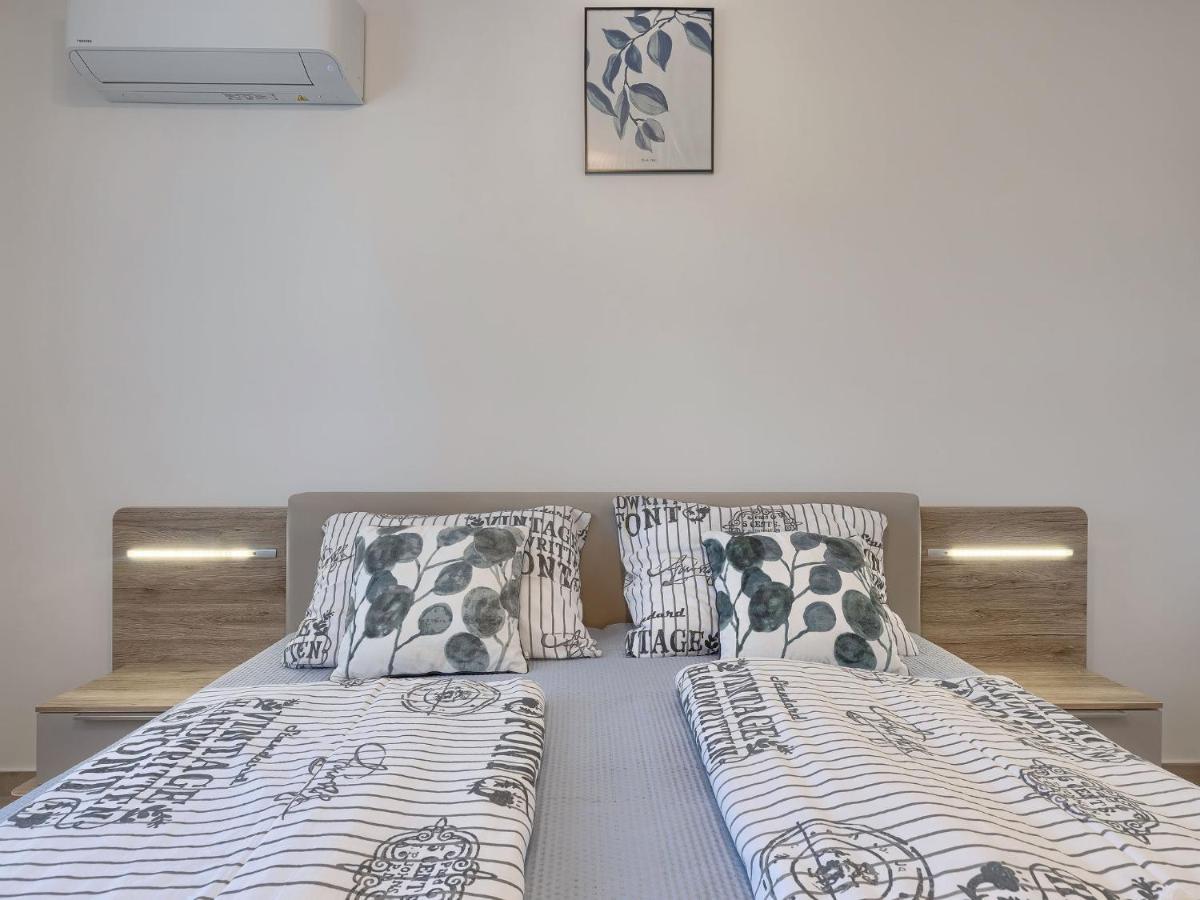 Holiday Home Villa Zirdum By Interhome Nova Vas  Kültér fotó